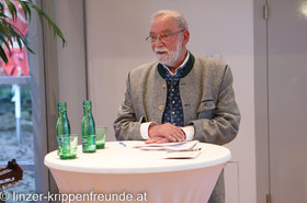 Dr. Franz Gumpenberger führte durch das Programm